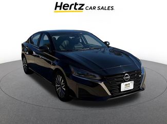 Used 2025 Nissan Altima 2.5 SV video 1