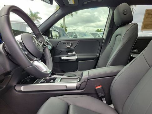 Used 2024 Mercedes-Benz EQB 250+ image 19