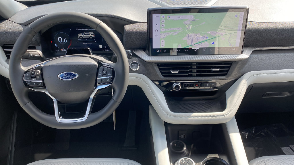 New 2027 Ford Explorer Platinum w/ 3.0L Ultimate Package AWD/4WD image 20