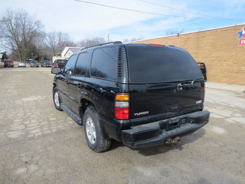Used 2004 GMC Yukon Denali image 6