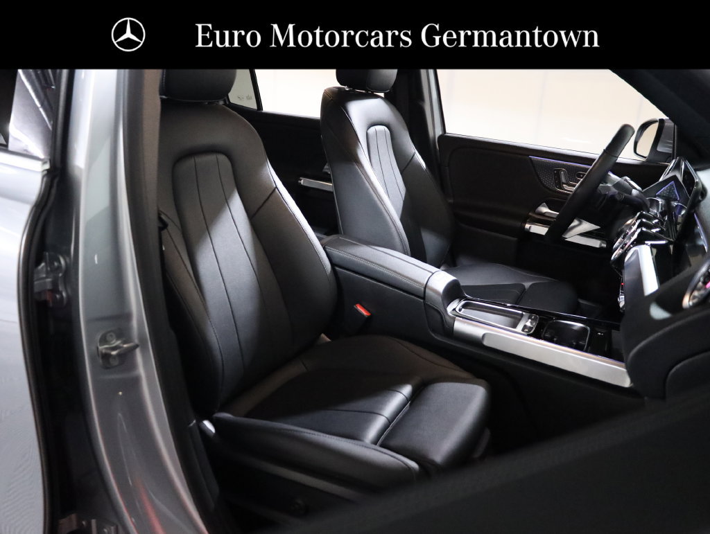Used 2024 Mercedes-Benz EQB 300 4MATIC image 50
