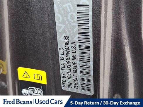 Used 2021 Jeep Wrangler Unlimited Sport w/ Technology Group image 29