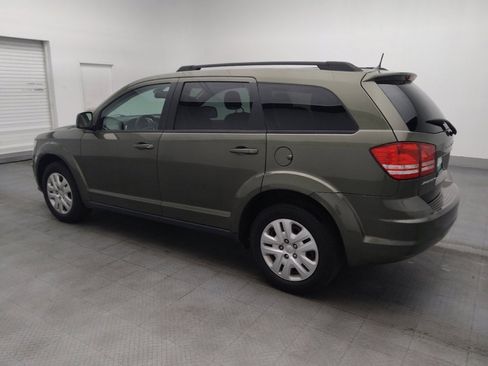 Used 2018 Dodge Journey SE FWD image 3