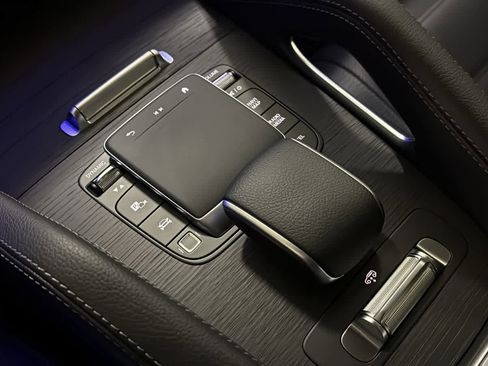 New 2026 Mercedes-Benz GLS 580 4MATIC image 23