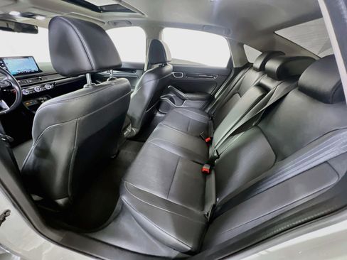 Used 2022 Honda Civic Touring image 25
