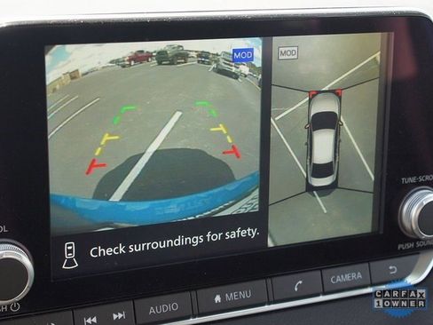 Used 2024 Nissan Sentra SR w/ SR Premium Package image 7