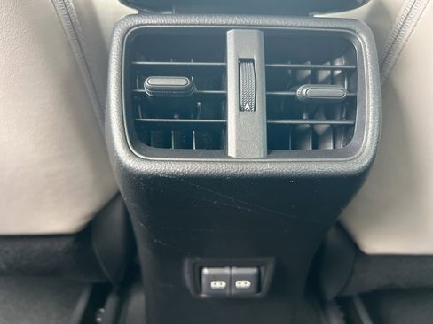 Used 2022 Lexus UX 250h 250h Base image 25