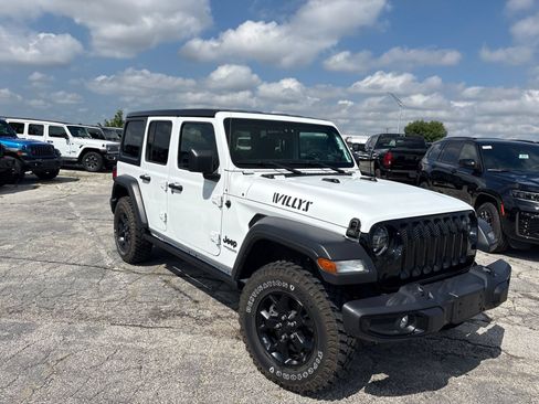 Used 2021 Jeep Wrangler Unlimited Sport AWD/4WD image 4