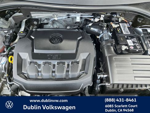 Certified 2023 Volkswagen Tiguan SE R-Line image 27