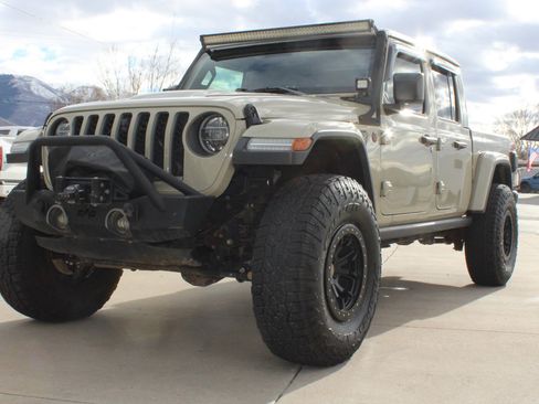 Used 2020 Jeep Gladiator Rubicon image 12