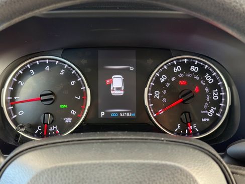Used 2022 Toyota RAV4 XLE FWD image 34