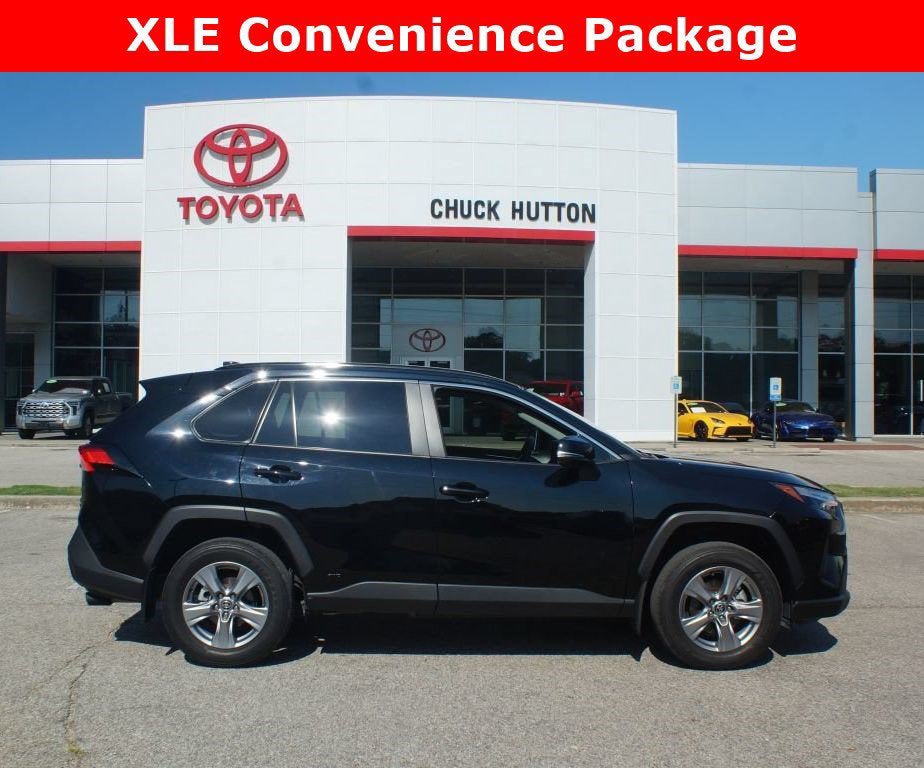 Used 2025 Toyota RAV4 XLE w/ Convenience Package AWD/4WD image 1