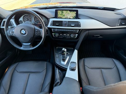 Used 2018 BMW 320i xDrive Sedan w/ Convenience Package image 26