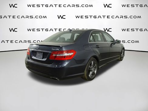 Used 2013 Mercedes-Benz E 350 4MATIC Sedan image 37