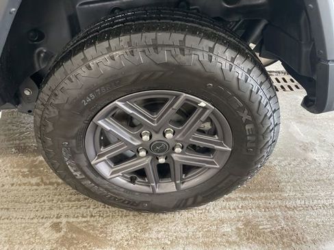 Used 2025 Jeep Wrangler Sport S image 9