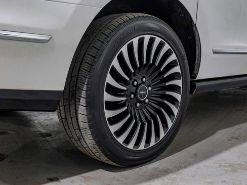 Used 2021 Lincoln Navigator L Black Label w/ Cargo Convenience Package image 66