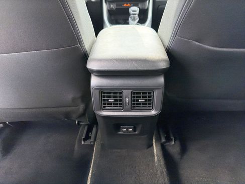 Certified 2025 Toyota RAV4 XLE image 33