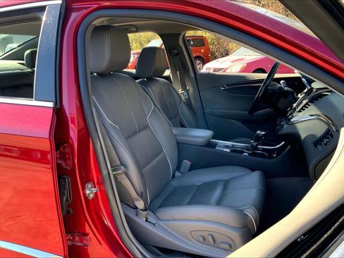 Used 2015 Chevrolet Impala LTZ image 8