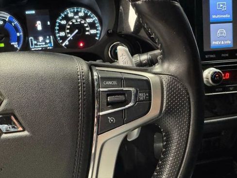 Used 2022 Mitsubishi Outlander LE image 8