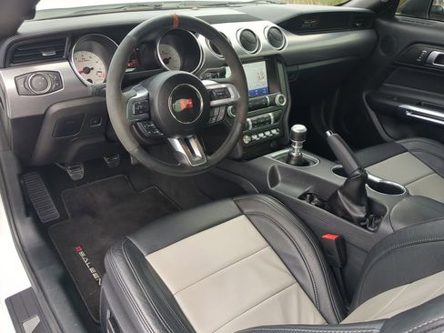 Used 2020 Ford Mustang GT w/ Equipment Group 301A image 13