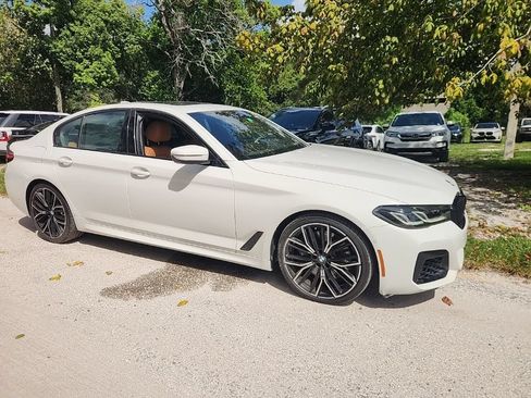 Used 2021 BMW 540i w/ Executive Package RWD image 1