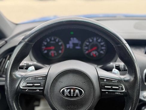 Used 2020 Kia Stinger GT-Line w/ Sun & Sound Package RWD image 13