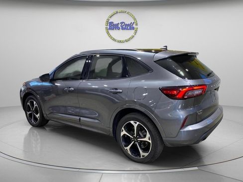 Used 2023 Ford Escape ST-Line Elite w/ Premium Technology Package AWD/4WD image 3