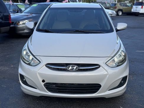 Used 2015 Hyundai Accent GLS image 11