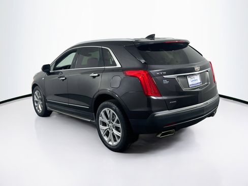 Used 2018 Cadillac XT5 Luxury w/ Driver Awareness Package image 7