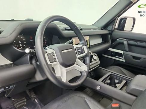 Used 2024 Land Rover Defender 110 S AWD/4WD image 17