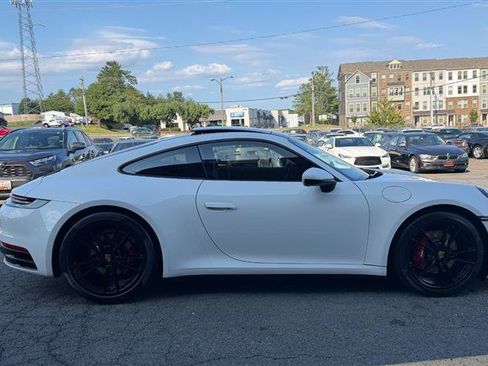 Used 2020 Porsche 911 Carrera image 4