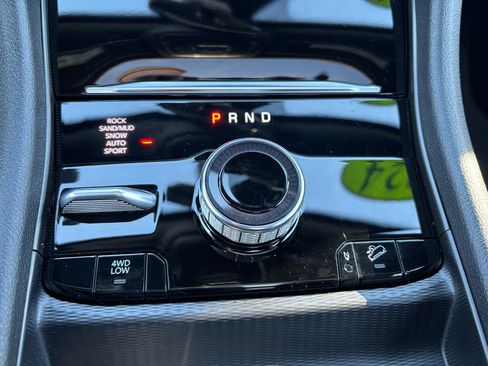 Used 2024 Jeep Grand Cherokee Limited 4xe w/ Luxury Tech Group II image 27