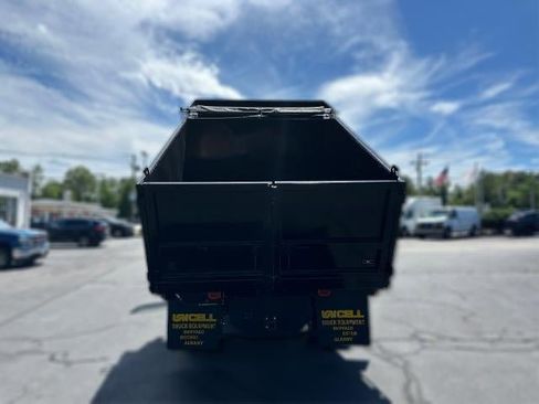 New 2025 GMC Sierra 3500 Pro w/ Fleet Convenience Package image 11