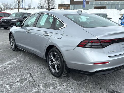 Used 2023 Honda Accord EX image 10