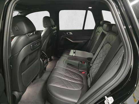 Used 2023 BMW X5 xDrive40i w/ Premium Package AWD/4WD image 14