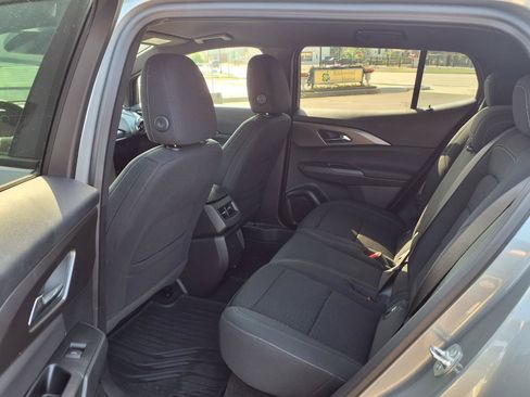 Used 2025 Chevrolet Equinox EV LT FWD image 22