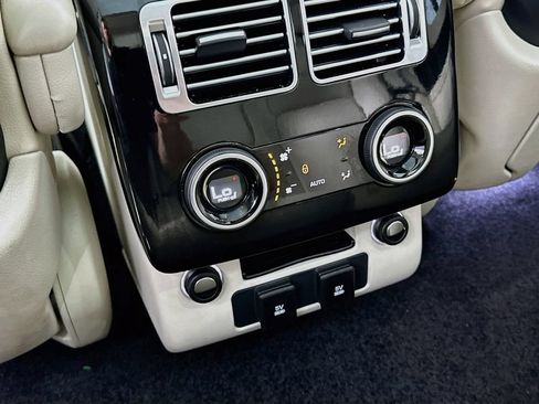 Used 2020 Land Rover Range Rover AWD/4WD image 27