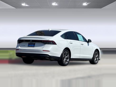 Certified 2024 Honda Accord EX image 9
