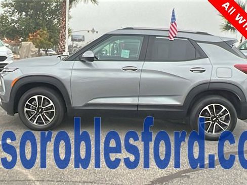 Used 2025 Chevrolet TrailBlazer LT image 6