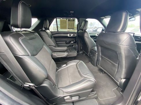 Used 2022 Ford Explorer ST w/ ST High-Performance Pack AWD/4WD image 26