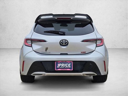 Used 2019 Toyota Corolla XSE image 6