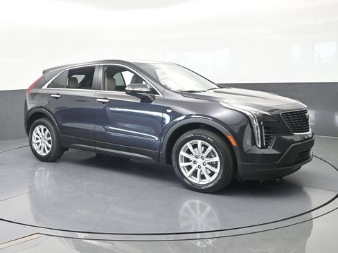 Used 2023 Cadillac XT4 Luxury FWD image 8