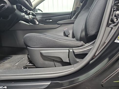 New 2025 Nissan Sentra SV w/ All-Weather Package image 28