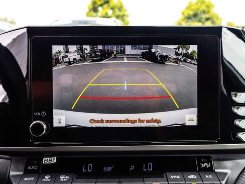 Certified 2026 Toyota Camry Hybrid w/ Convenience Package FWD image 36