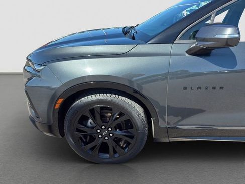 Used 2019 Chevrolet Blazer RS w/ Sun and Wheels Package AWD/4WD image 10
