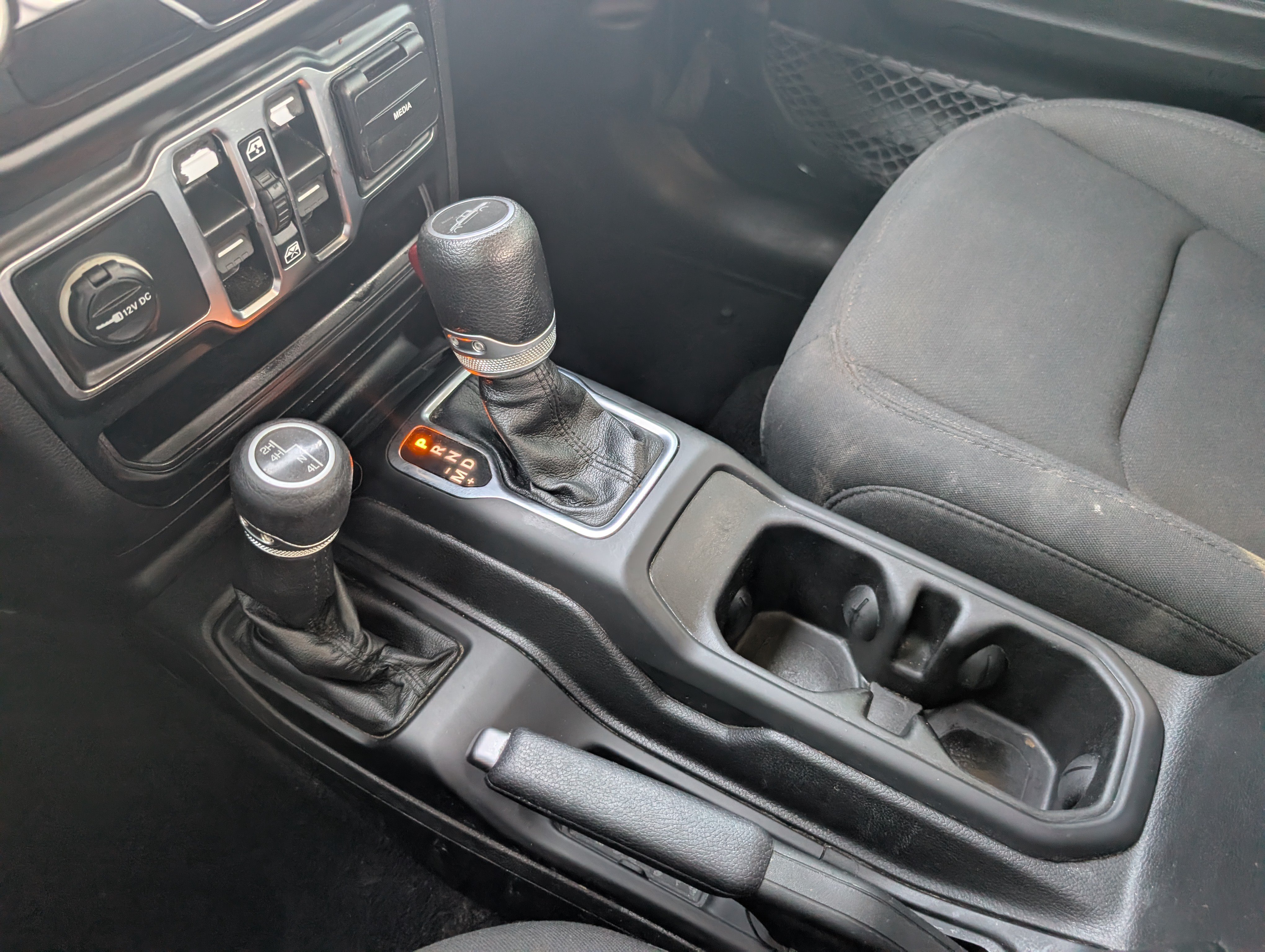 Used 2021 Jeep Gladiator Mojave AWD/4WD image 26