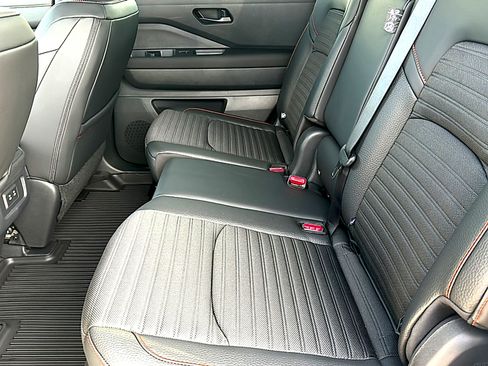 New 2026 Nissan Pathfinder Rock Creek AWD/4WD image 15