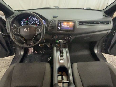 Used 2019 Honda HR-V Sport image 29