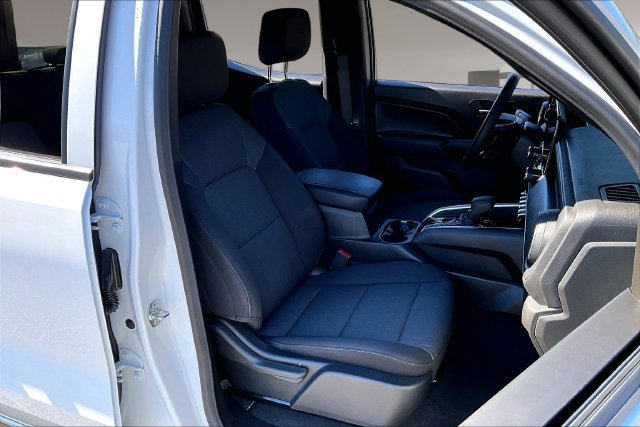 Used 2025 Chevrolet Colorado W/T w/ WT Custom Package RWD image 25
