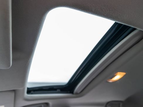 Used 2018 Honda HR-V EX image 23